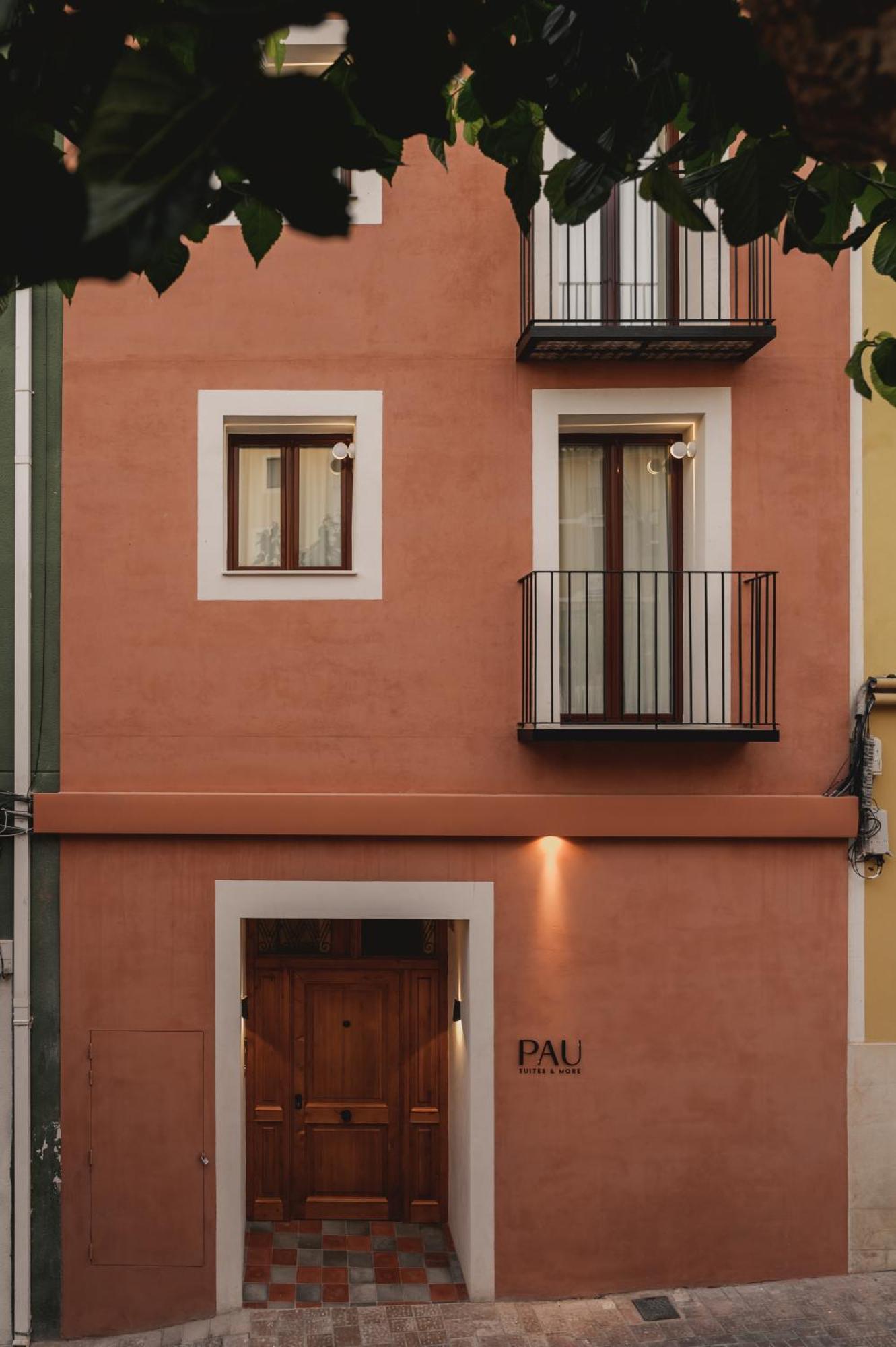 Pau Suites Ла-Віла-Джойоза Екстер'єр фото